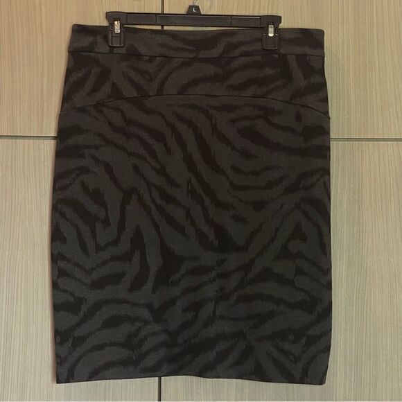 MICHAEL Michael Kors animal print lined skirt size 14 - Picture 2 of 11